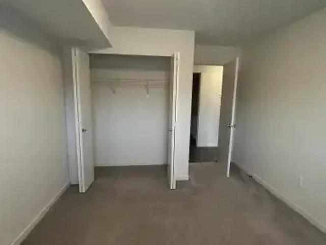 For Rent 2 Bedroom Condo Calgary AB DS104991471
