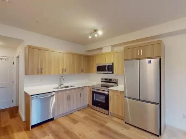 For Rent 2 Bedroom Condo Calgary AB DS105047926