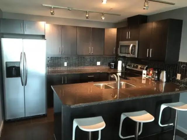 For Rent 2 Bedroom Condo Calgary AB DS105004275