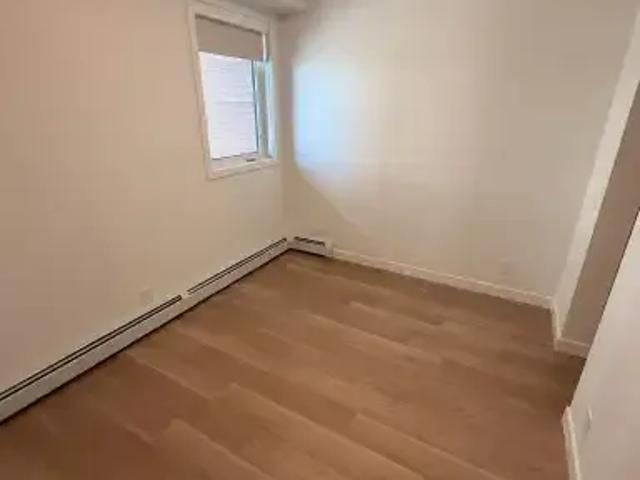 For Rent 2 Bedroom Condo Calgary AB DS105100588