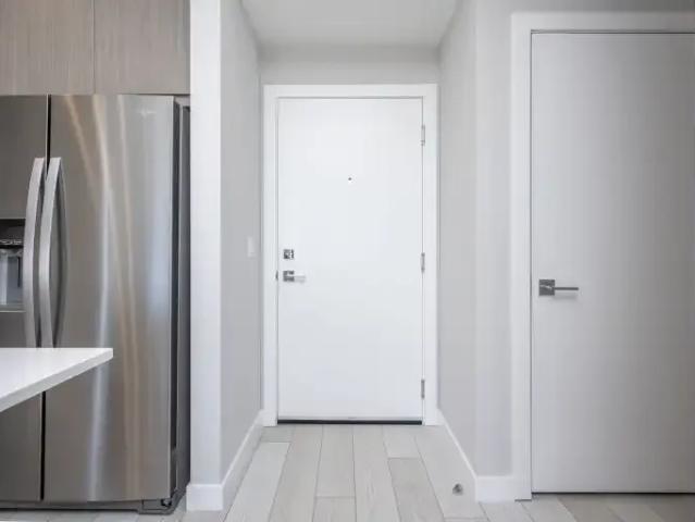 For Rent 2 Bedroom Condo Chestermere AB DS104972656