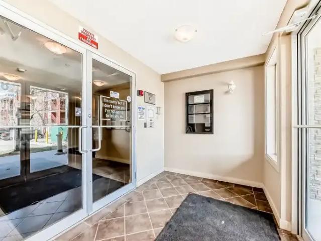 For Rent 2 Bedroom Condo Airdrie AB DS104179585
