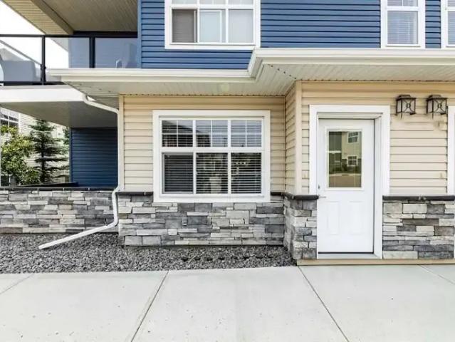 For Rent 2 Bedroom Condo Blackfalds AB DS104181508
