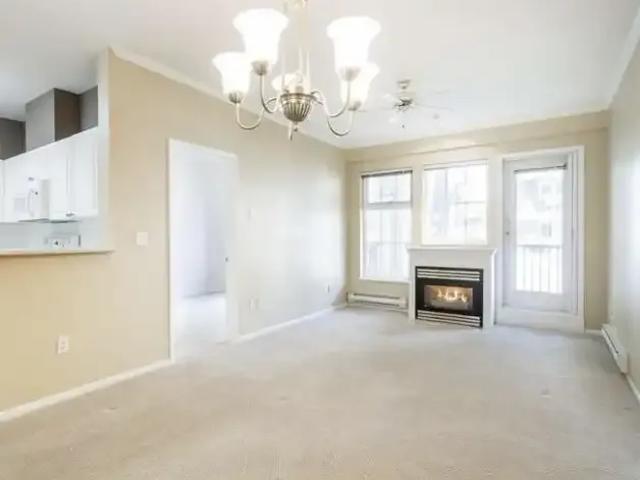 For Rent 2 Bedroom Condo Delta BC DLS101016601