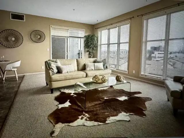 For Rent 2 Bedroom Condo Edmonton AB DS102143853