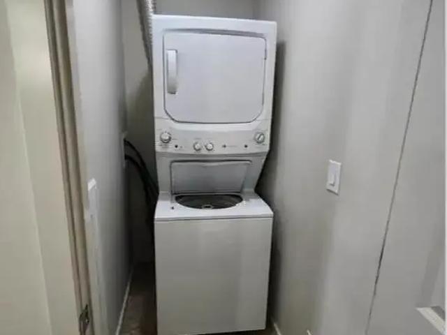 For Rent 2 Bedroom Condo Edmonton AB DS102272343