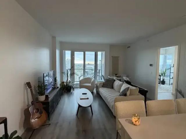 For Rent 2 Bedroom Condo Edmonton AB DS102394889