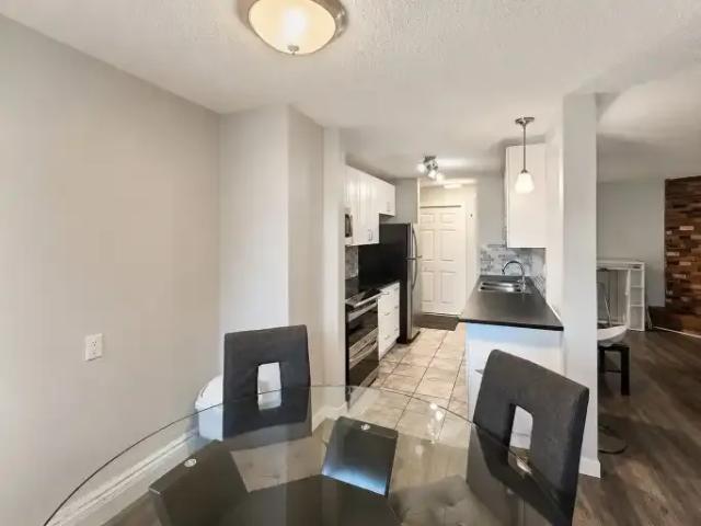 For Rent 2 Bedroom Condo Edmonton AB DS103487090