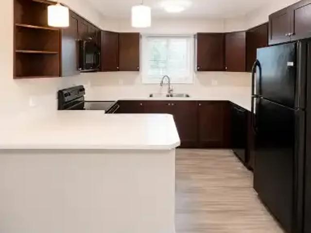 For Rent 2 Bedroom Condo Edmonton AB DS103179105