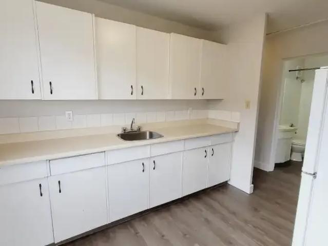 For Rent 2 Bedroom Condo Edmonton AB DS103367924