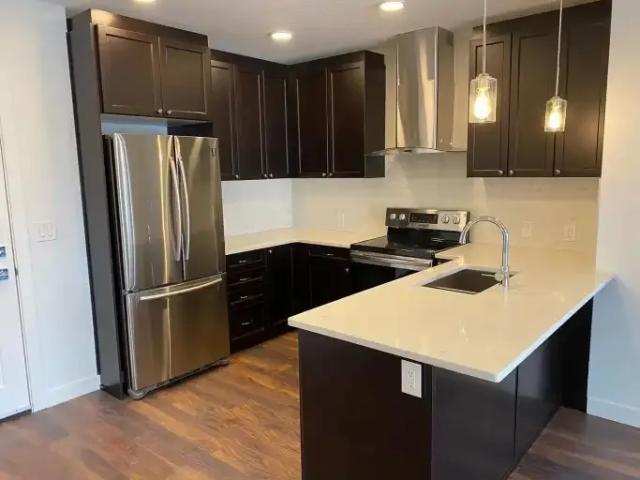 For Rent 2 Bedroom Condo Edmonton AB DS104434192