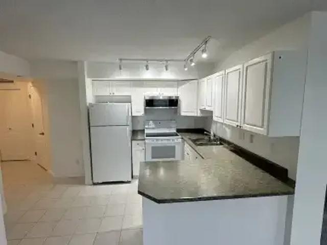 For Rent 2 Bedroom Condo Edmonton AB DS104794447
