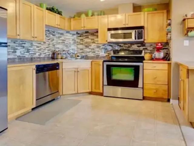 For Rent 2 Bedroom Condo Edmonton AB DS104794448
