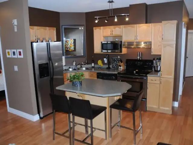 For Rent 2 Bedroom Condo Edmonton AB DS104986014