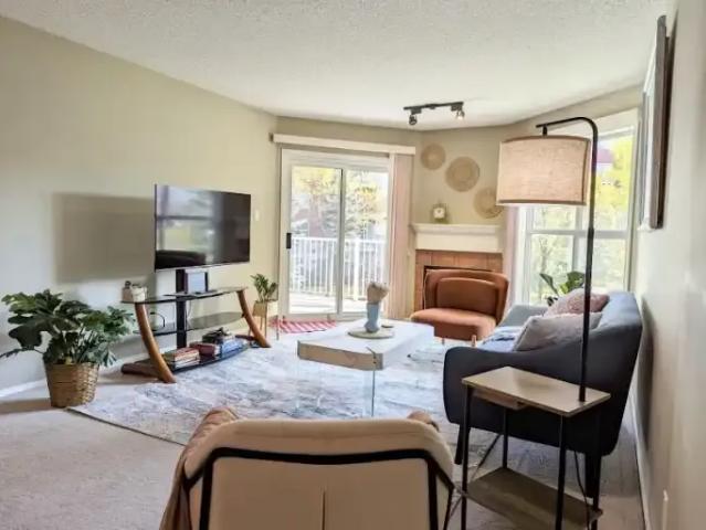 For Rent 2 Bedroom Condo Edmonton AB DS104106321