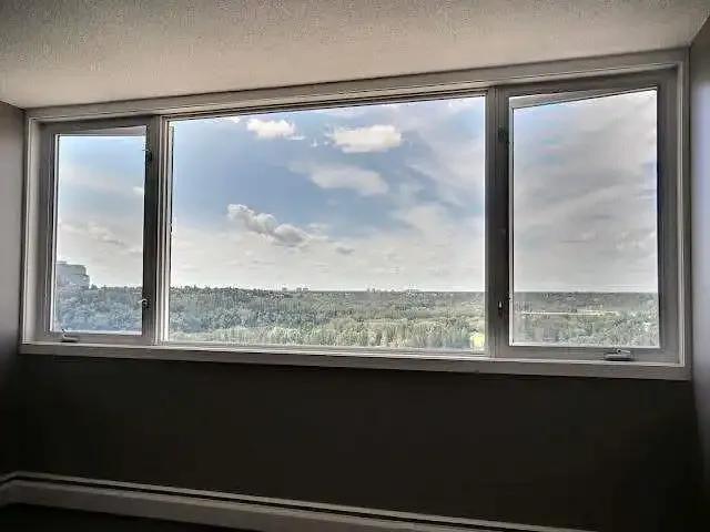 For Rent 2 Bedroom Condo Edmonton AB DS104181227