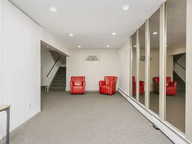 For Rent 2 Bedroom Condo Edmonton AB DS104182512