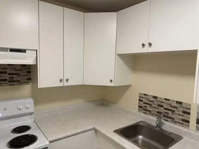 For Rent 2 Bedroom Condo Edmonton AB DS104182053