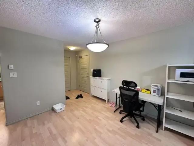 For Rent 2 Bedroom Condo Edmonton AB DS104292097