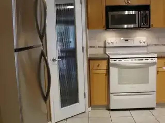 For Rent 2 Bedroom Condo Edmonton AB DS105023177