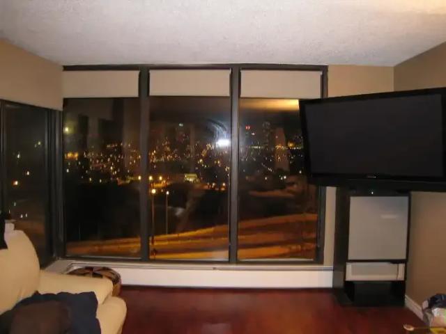 For Rent 2 Bedroom Condo Edmonton AB DS105198397