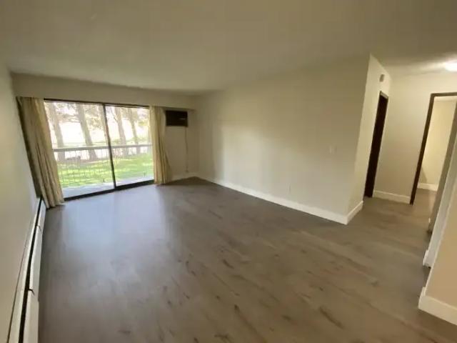 For Rent 2 Bedroom Condo Kamloops BC DS102846878