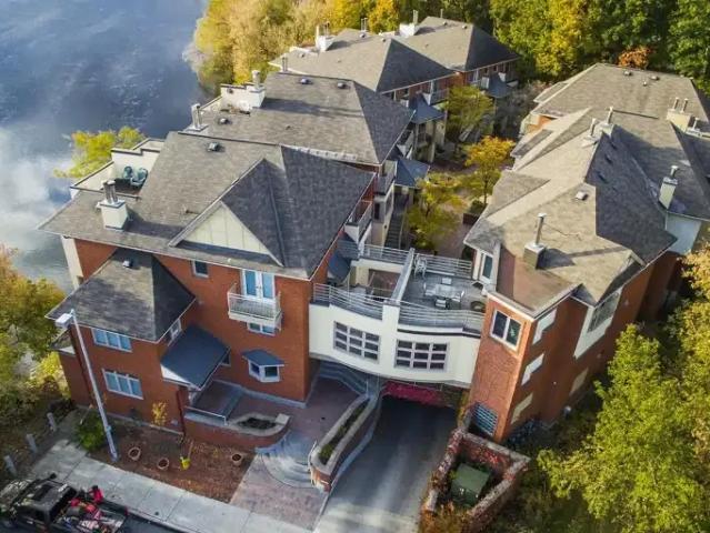 For Rent 2 Bedroom Condo Ottawa ON DS102846689