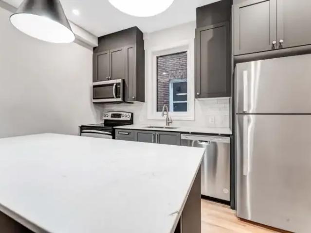 For Rent 2 Bedroom Condo Ottawa ON DS103338102