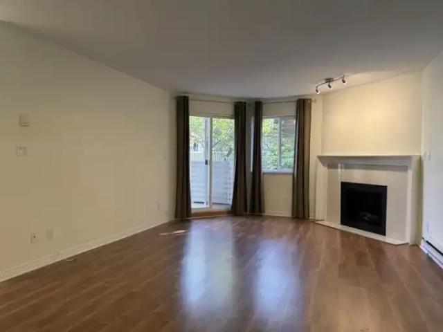 For Rent 2 Bedroom Condo Maple Ridge BC DS105623603