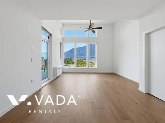 For Rent 2 Bedroom Condo Squamish BC DS105135545