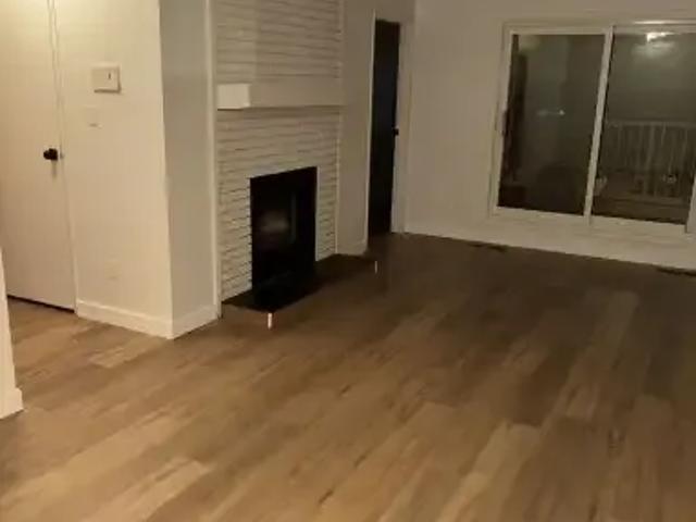 For Rent 2 Bedroom Condo St. Albert AB DS104434320