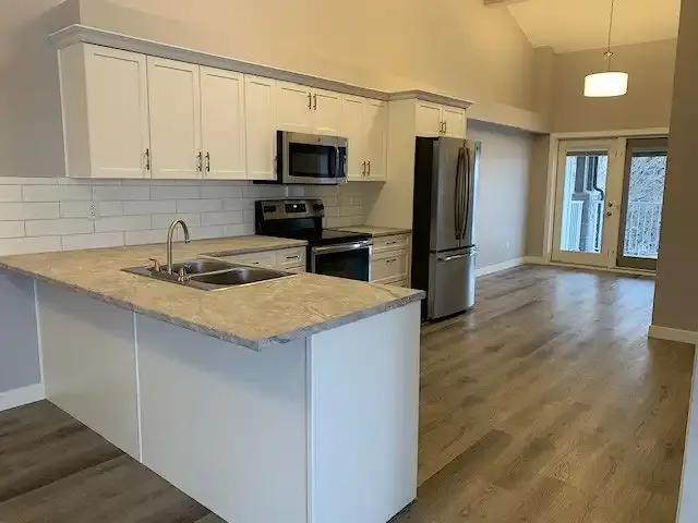 For Rent 2 Bedroom Condo Strathmore AB DS101948216