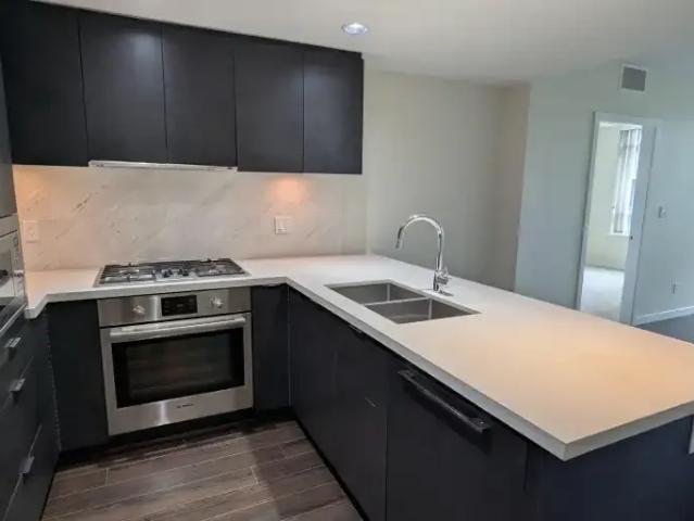 For Rent 2 Bedroom Condo Richmond BC DS102846953