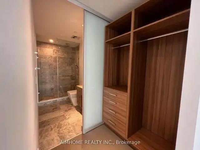 For Rent 2 Bedroom Condo Toronto ON DS102915124
