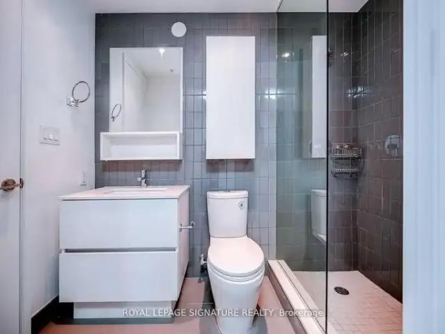 For Rent 2 Bedroom Condo Toronto ON DS103338349