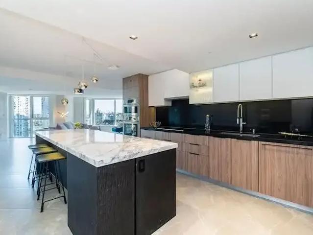 For Rent 2 Bedroom Condo Vancouver BC DLS103030697