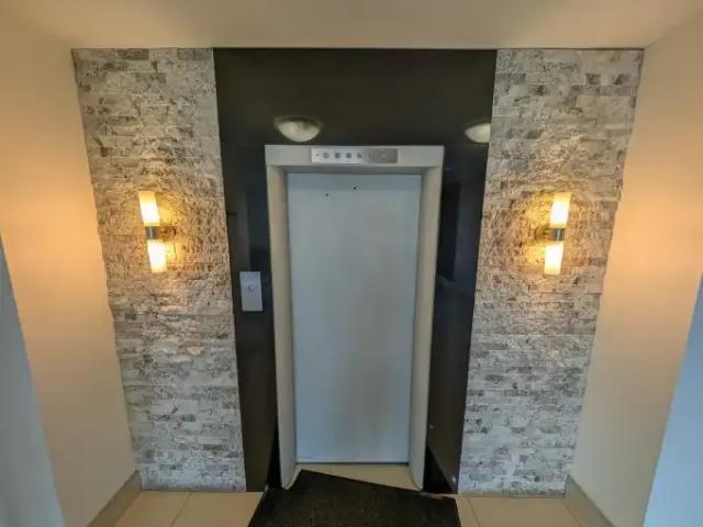 For Rent 2 Bedroom Apartment Mississauga ON DS104841449