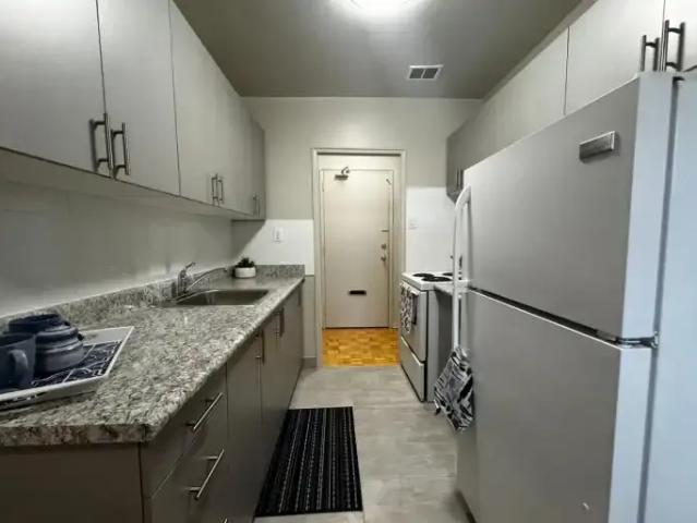 For Rent 2 Bedroom Apartment Mississauga ON DS103694913