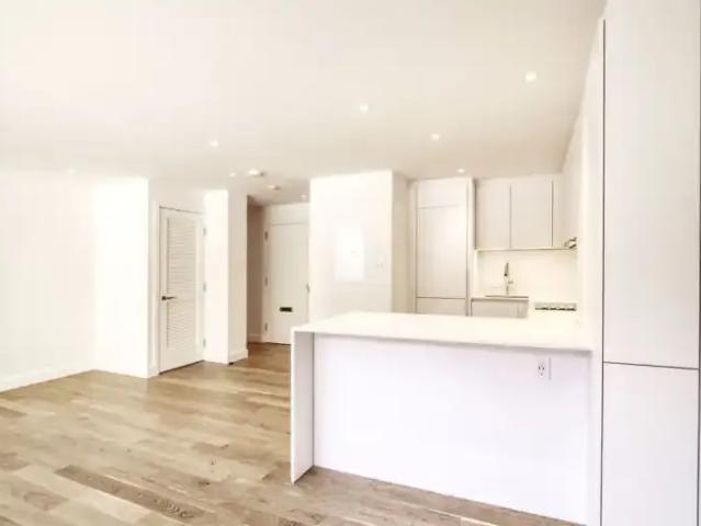 For Rent 2 Bedroom Apartment Montreal QC DLS101300042