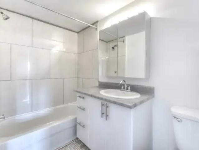 For Rent 2 Bedroom Apartment Montreal QC DLS101686501