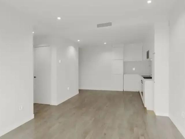 For Rent 2 Bedroom Apartment Montreal QC DLS101724001