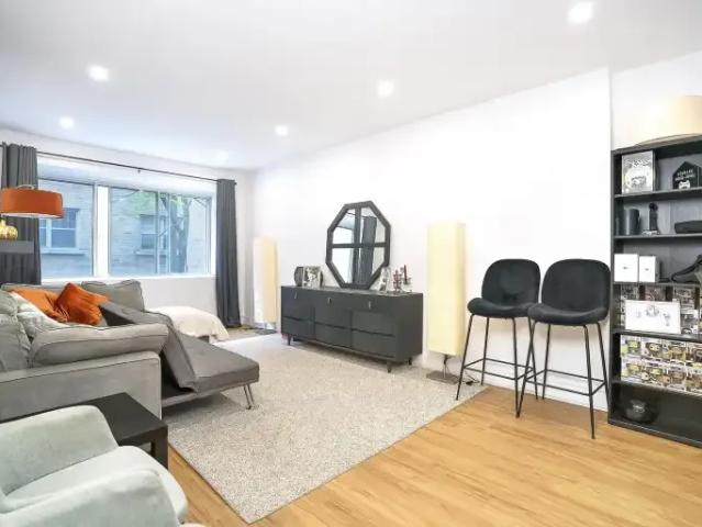 For Rent 2 Bedroom Apartment Montreal QC DS102951340