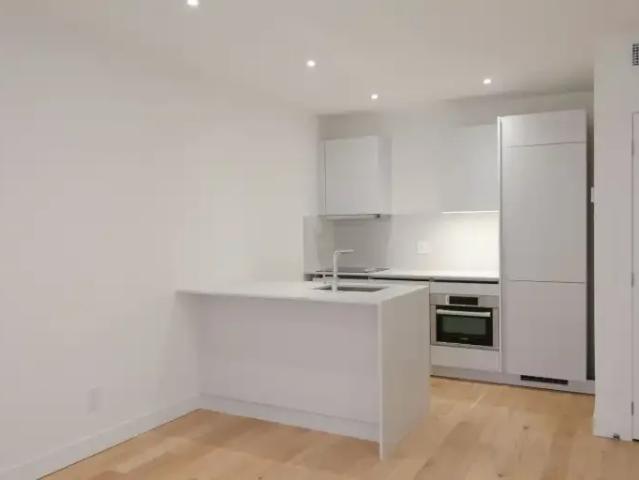 For Rent 2 Bedroom Apartment Montreal QC DS103337667