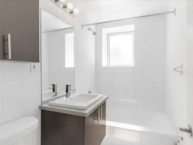 For Rent 2 Bedroom Apartment Montreal QC DS96588433