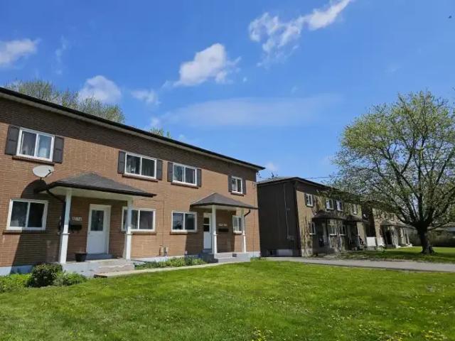 For Rent 2 Bedroom Apartment Niagara Falls ON DS102846269