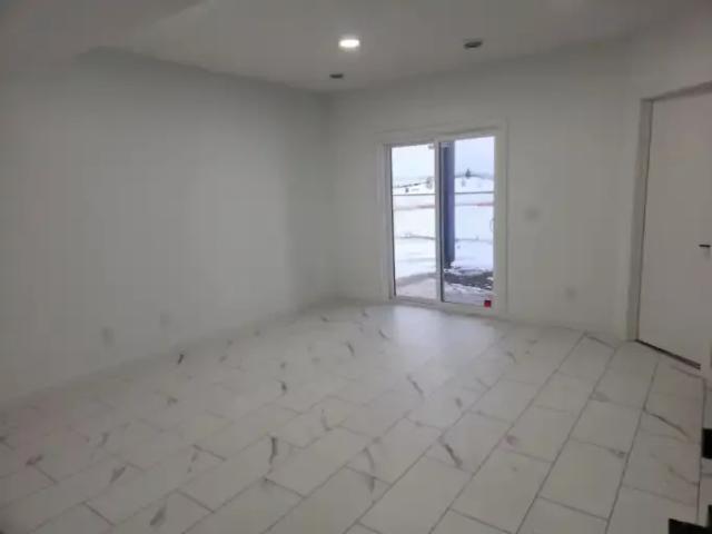 For Rent 2 Bedroom Apartment Nisku AB DS97026382