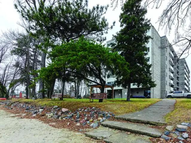 For Rent 2 Bedroom Apartment North Bay ON DS101014390