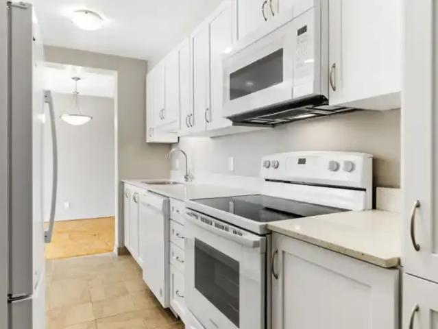 For Rent 2 Bedroom Apartment Ottawa ON DS104875577