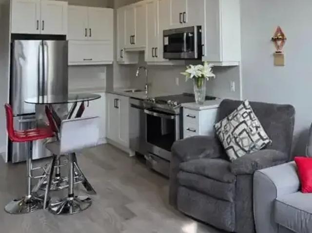 For Rent 2 Bedroom Apartment Oakville ON DS104000229