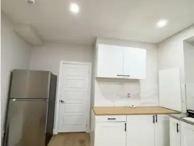 For Rent 2 Bedroom Apartment Oakville ON DS104322334